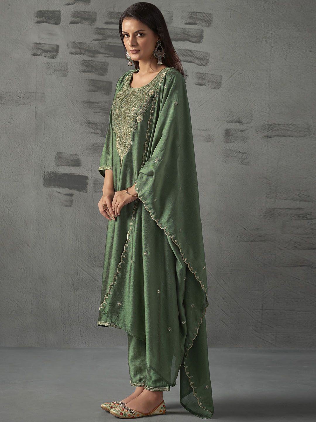 WOMEN'S  Embroidered Vichitra & Embroidered Dupatta Set