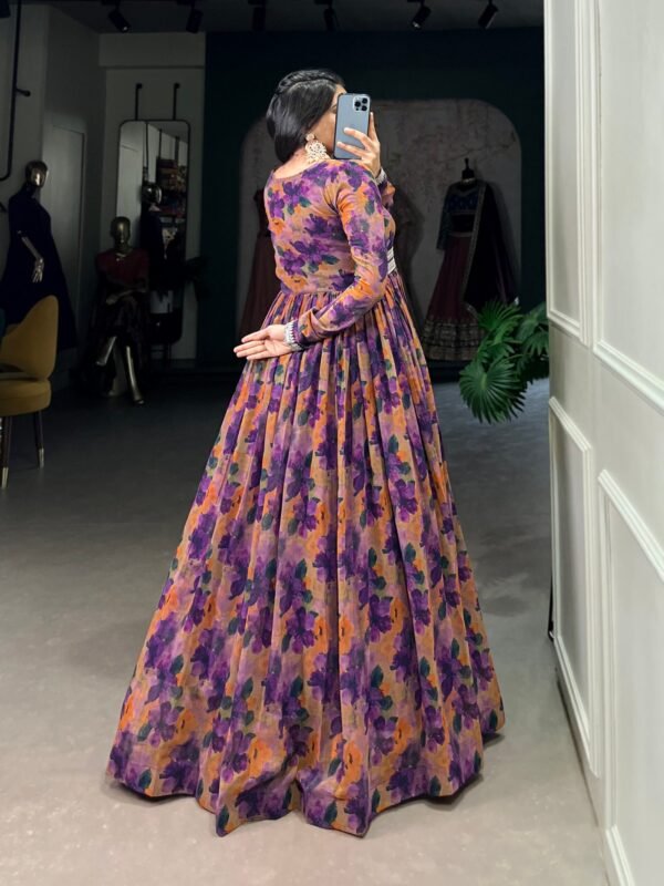 Noor-e-Chadar Gown