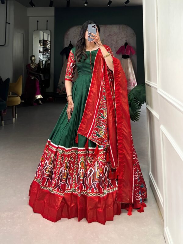 Bliss Bloom Gown set