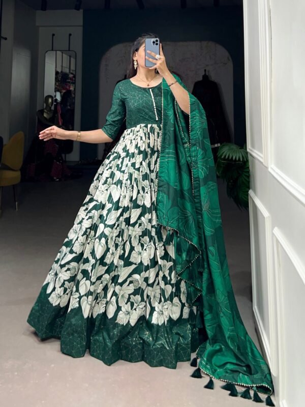 Vera Velvet Gown Set