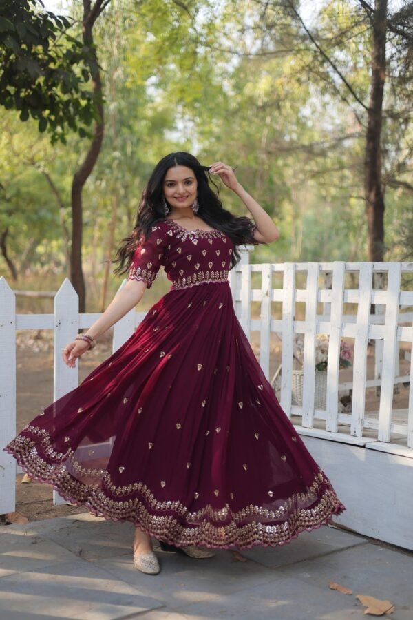 Trendora Faux Blooming Gown