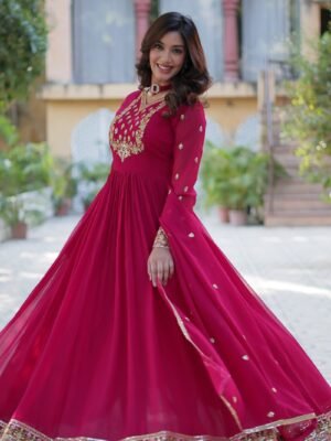 Nency Blooming Gown